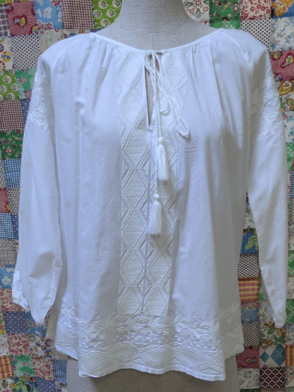 Solitaire White on White Embroidered Peasant Top